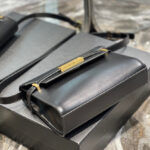 Saint Laurent Manhattan Small Shoulder Bag 675626 Black
